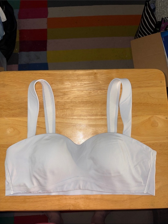 lululemon athletica Other - Lululemon Soft Foam Cup Sweetheart Bra *Light Support, A/B Cup, Medium